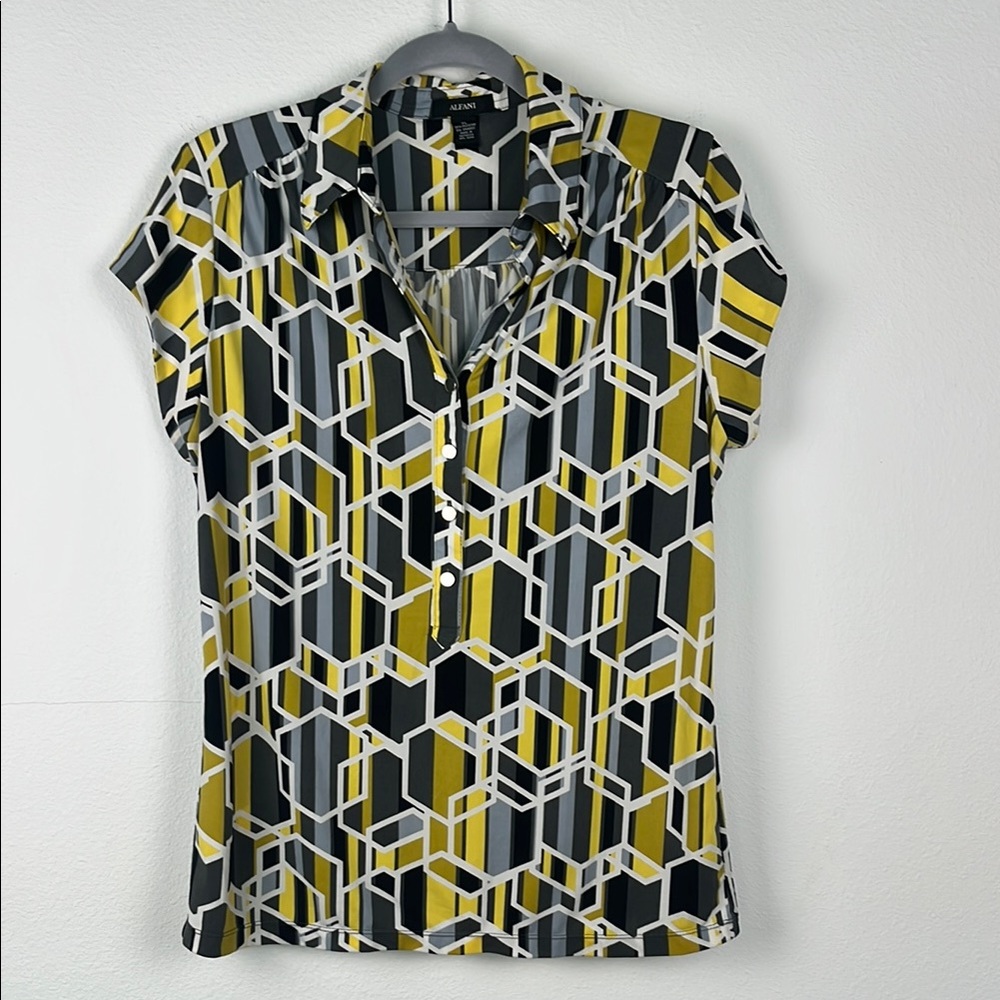 Alfani Yellow and Black Geometric Button-Down Shirt Women’s XL